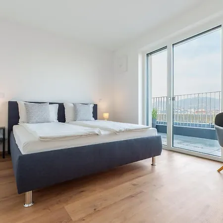 Riverside Premium Living With Great View Apartment Linz