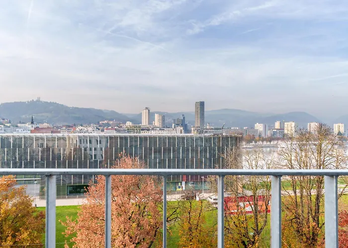 Riverside Premium Living With Great View Daire *